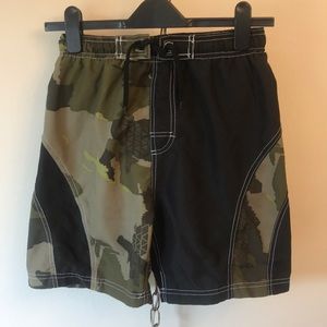 ♻️Boys swim trunks NWOT